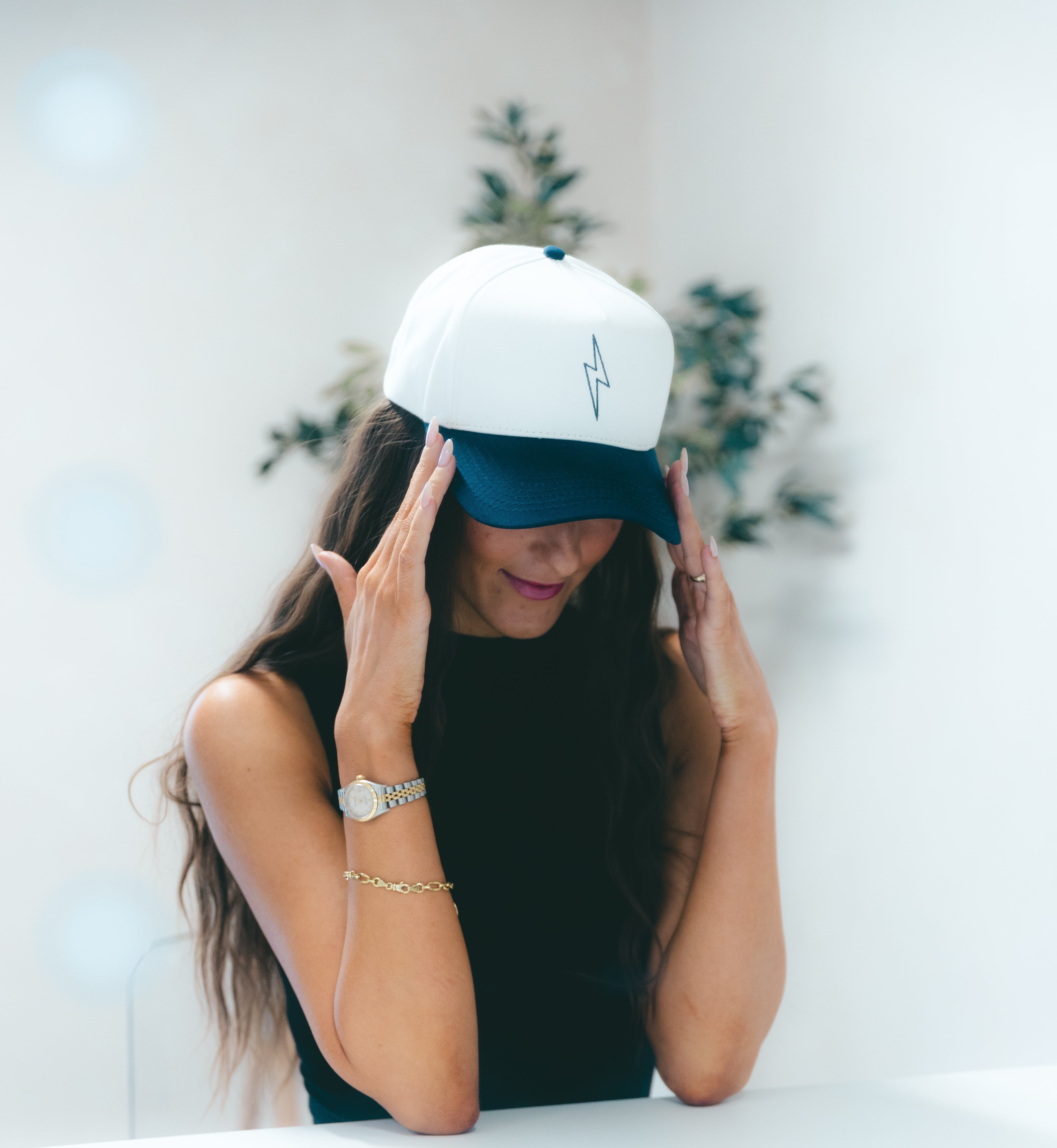 Why 5 Panel Hats are the Only Cap That Doesn’t Fight Your Sunglasses